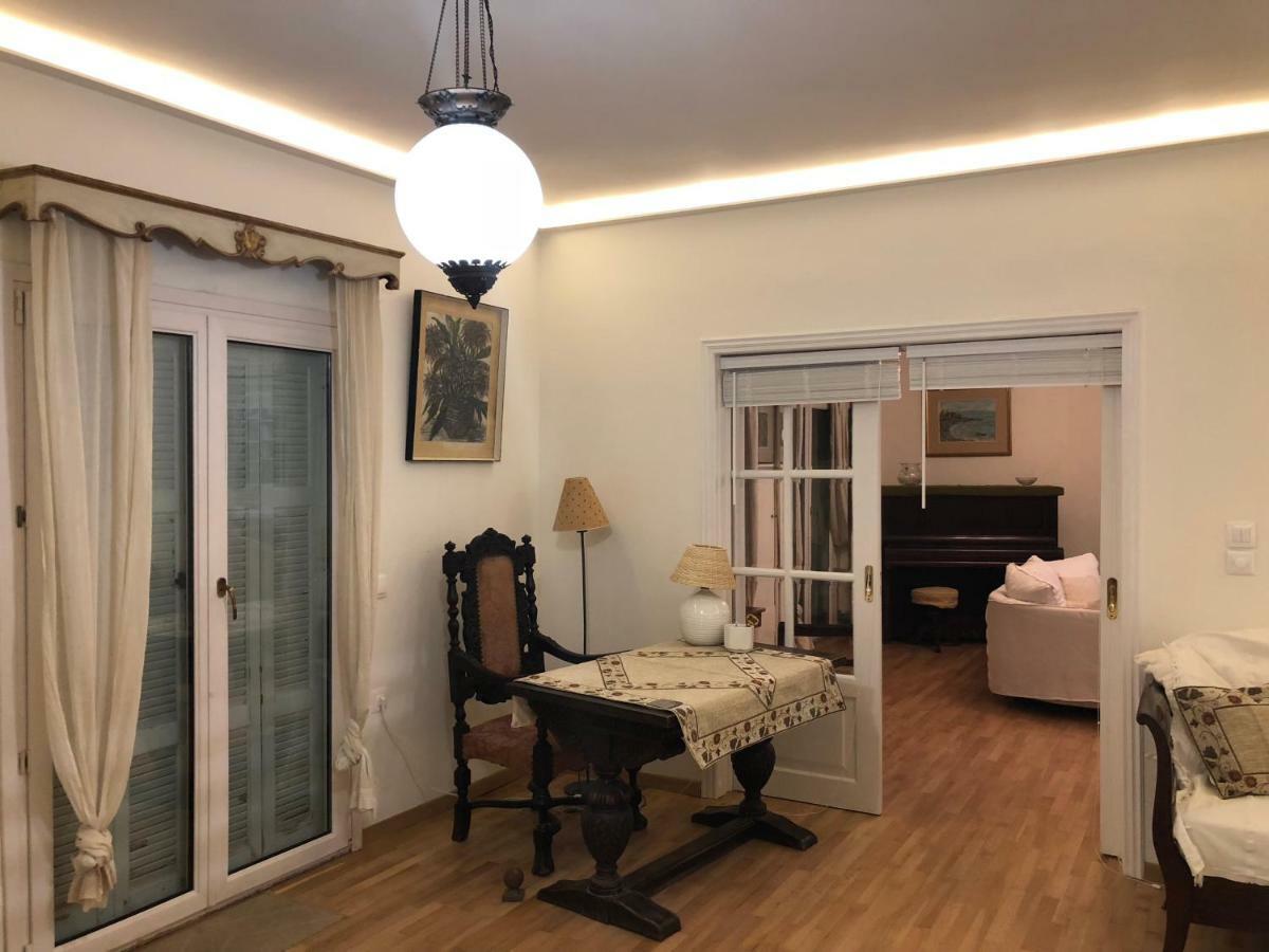 Classy Lux W/ Sea View, Garden, Parking Apartment
