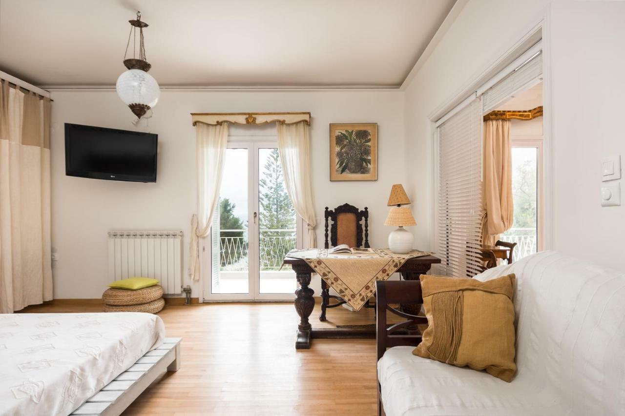 Classy Lux W/ Sea View, Garden, Parking Apartament